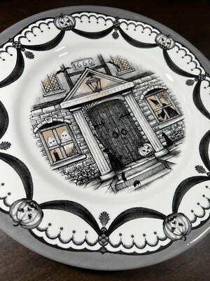 X1 ROYAL STAFFORD Haunted House DINNER PLATE Halloween Ghost Wicked Witch NEW!!!