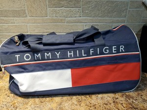 tommy hilfiger overnighter