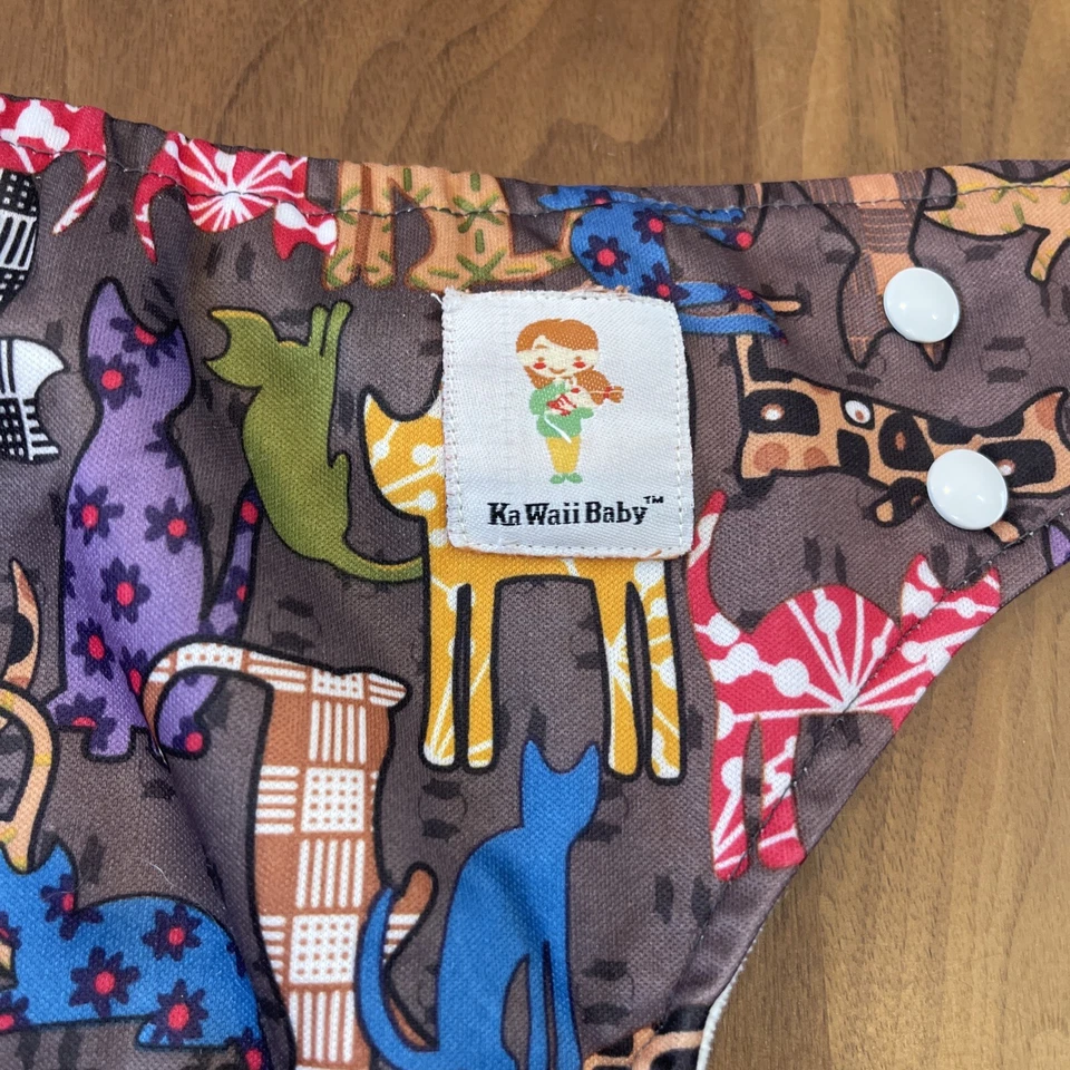 Pañal de tela para bebé KaWaii reutilizable ajustable 16,5” cubierta RARA IMPRESIÓN GATOS NUEVA VER Foto 2 de 4