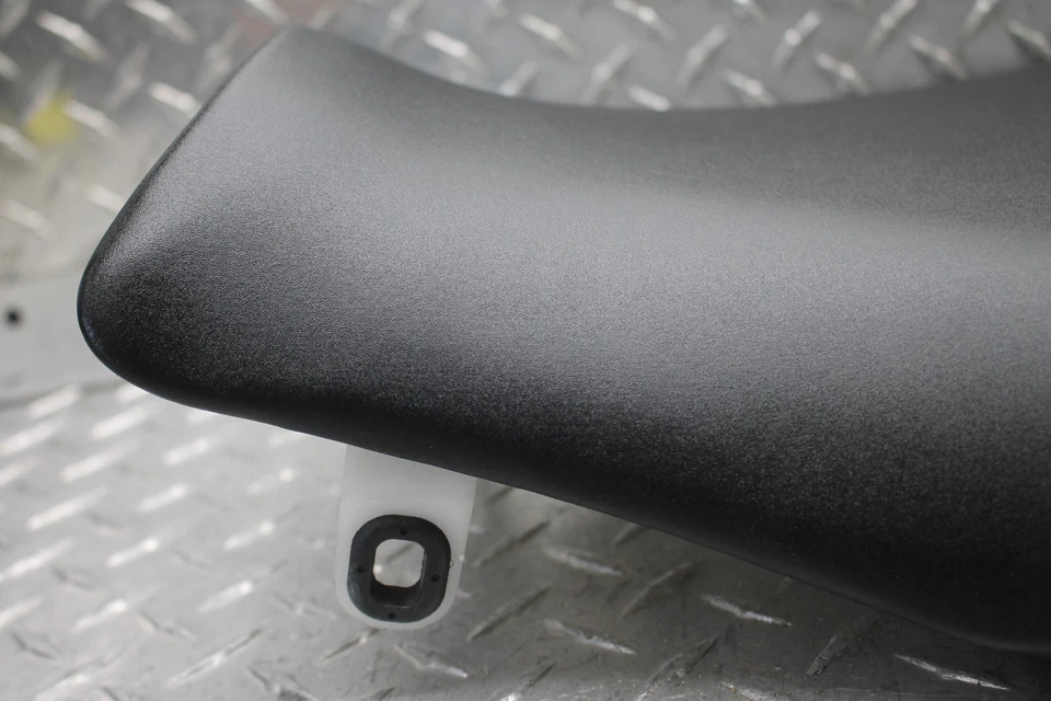 Suzuki GSXR1000 2011 sillín delantero asiento individual Foto 2 de 4