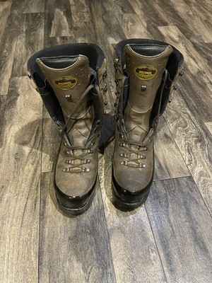 Men s Meindl Lineman Boot - Minimal use On The Boots - 10  Made In Germany