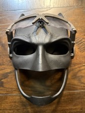 2017 Batman Mask, Voice Changing Light-Up Helmet Mattel DC Justice League