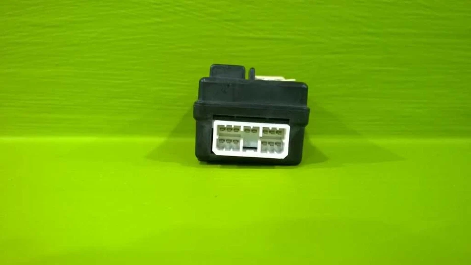 98 99 RAM 1500 BCM MÓDULO DE TEMPORIZACIÓN Y CONTROL OEM 3730-7 Foto 3 de 4