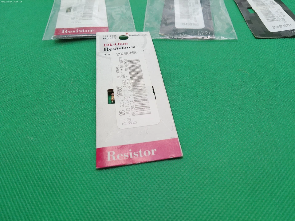 Radio Shack Resistors carbon film 15 Ohm 10 Megohm 2.2k 220 10k vintage lot NOS - Image 4 of 4