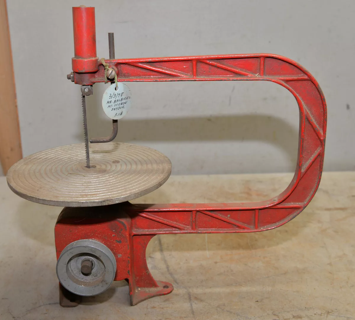 Woodworking cheap scroll saw