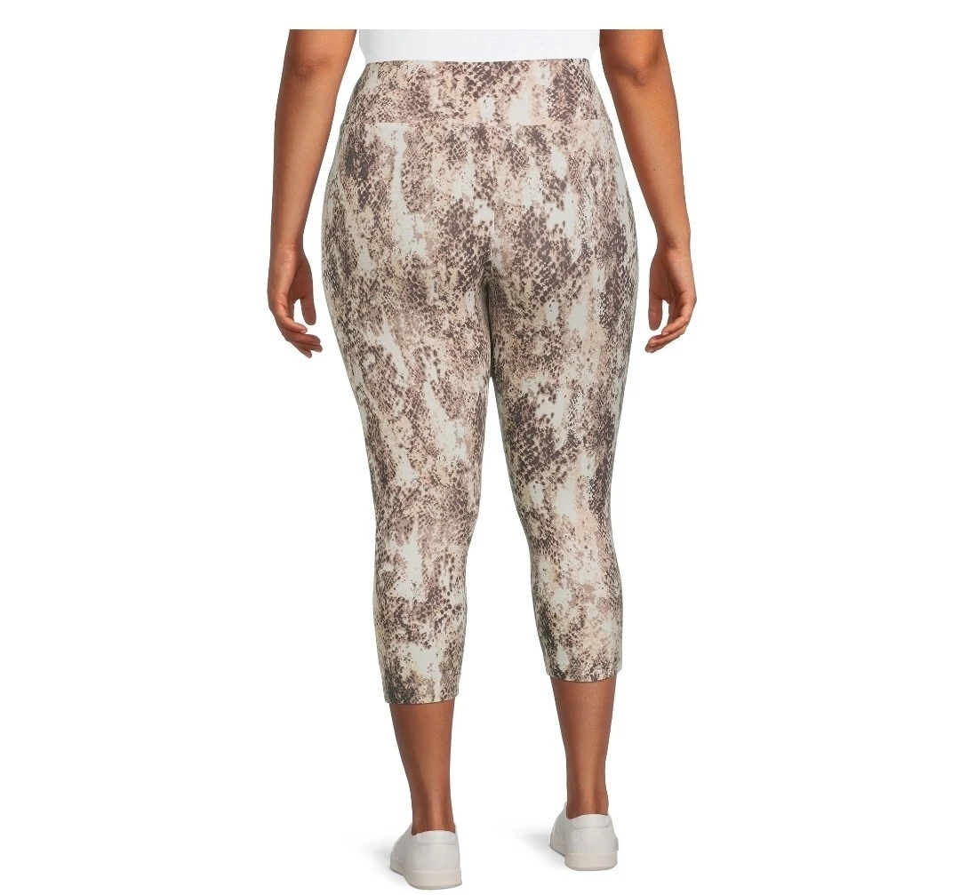 Terra Sky Plus Size 2X Snakeskin High Rise Sueded Capri Leggings NWT