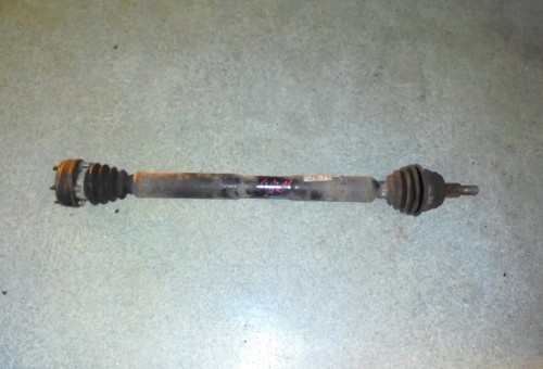 VW Golf IV / 4 1.6 Antriebswelle Gelenkwelle rechts lang 1J0407272AB / Audi A3
