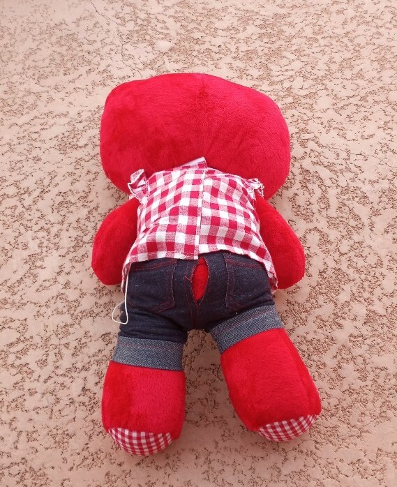 Build A Bear Sanrio Hello Kitty Limited Red Gingham Heart 18” with