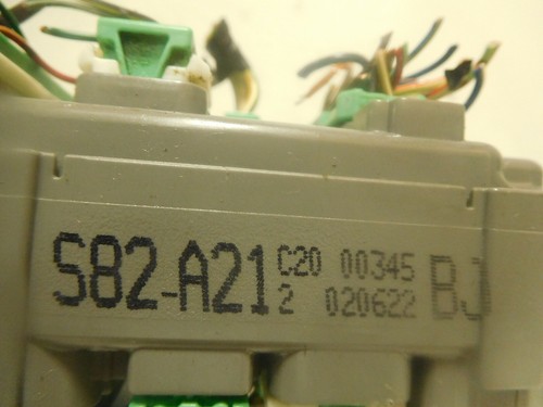 Honda Accord 1998-2002 caja de relé de fusibles 38010-S84-A030-M1 2 puertas - Imagen 5 de 7