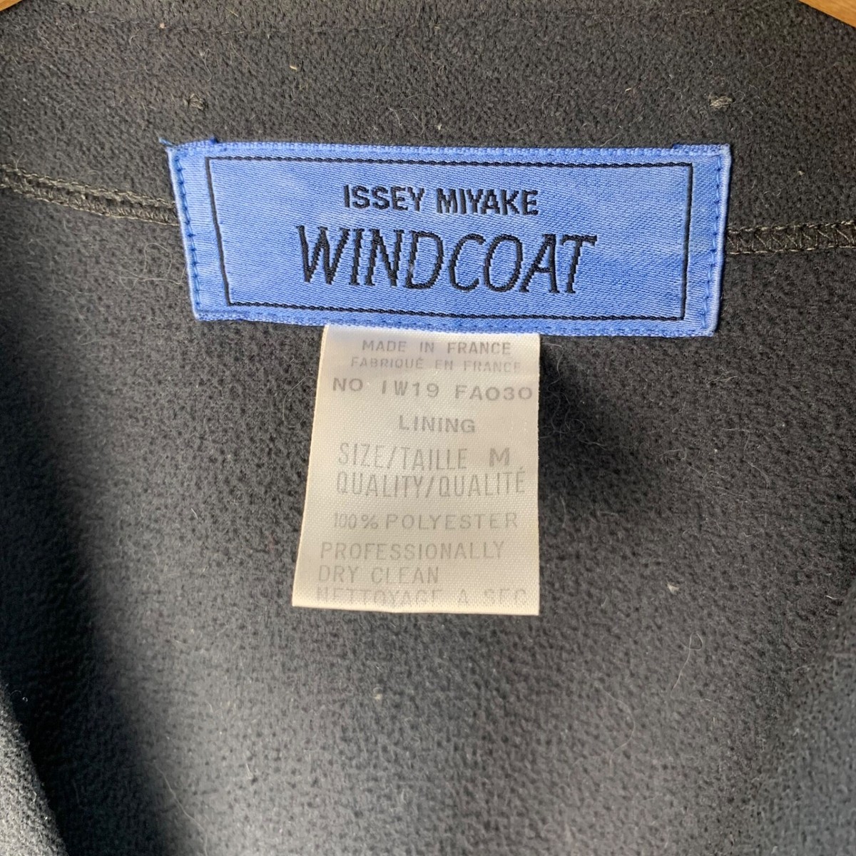 ISSEY MIYAKE WINDCOAT 1980s 1990s VINTAGE BIG SILHOUETTE ISSEY MIYAKE WINDCOAT 1980s 1990s VINTAGE BIG SILHOUETTE