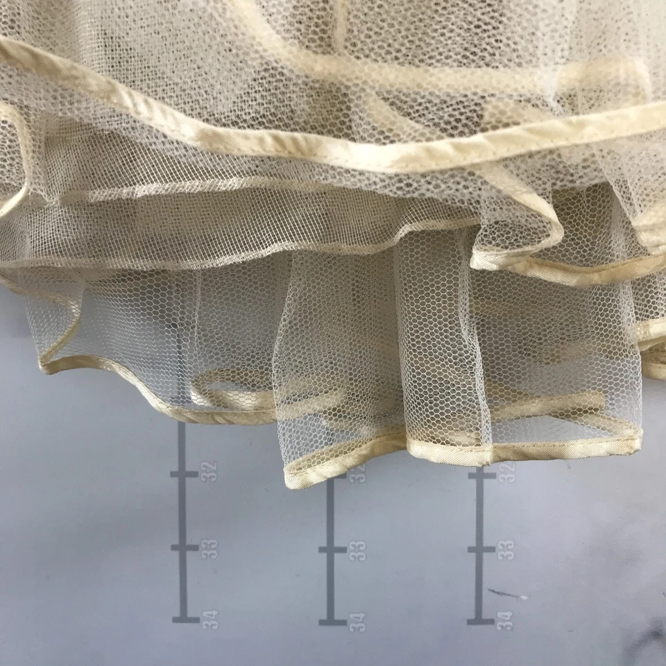 Lencería Fantasía Vintage Falda Pequeña Crema Malla Volumen Forro Cintura Elástica Foto 2 de 4