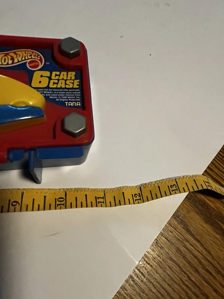 Hot Wheels Six Car Case Featuring A Yellow Corvette In Good Condition - Image 4 of 4