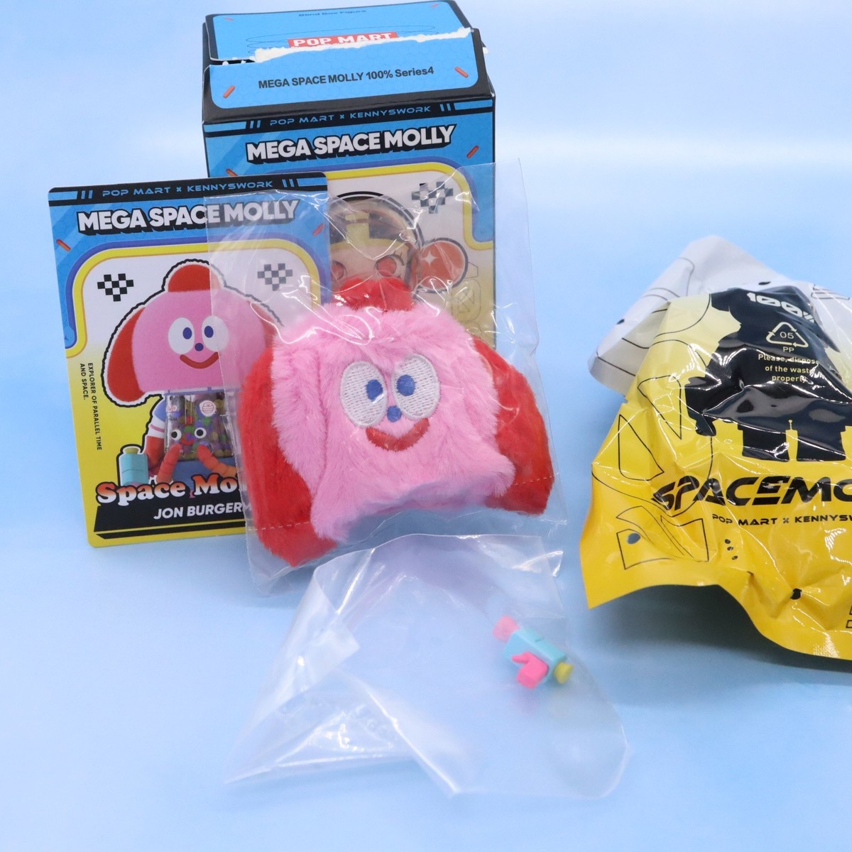 MEGASPACE MOLLY 100% シリーズ4 jon burgerman MEGA SPACE MOLLY 100% Series 4 Jon Burgerman (Basic) – TOYSEZ