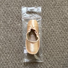 Freed of London C PRO 90 Ballet Pointe Shoes Size 4.5 XX - Clef Maker