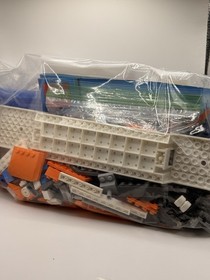 LEGO City Helicopter Transporter 7686 Complete Set w/Manuals No Box