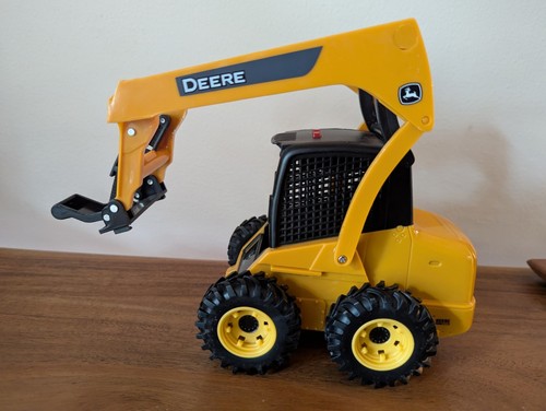 ERTL John Deere Toy Skid Loader Skid Steer With Lights & Sounds Farm Toy MINT - Picture 6 of 6