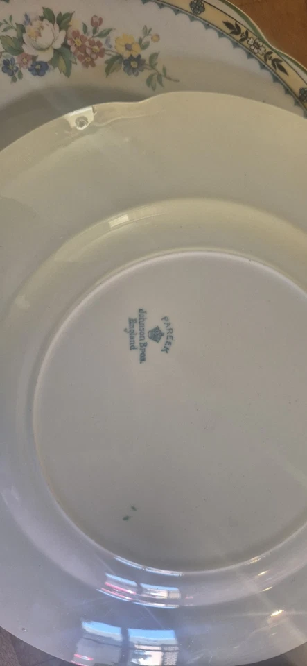 Johnson Brothers Pareek Floral DInner Plate - Image 3 of 3