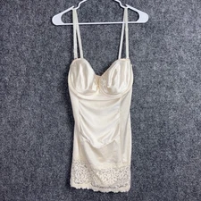 Seductively Slim By Smoothie Womens Sz 36D Cream Silky 90's Sexy Lingerie Slip