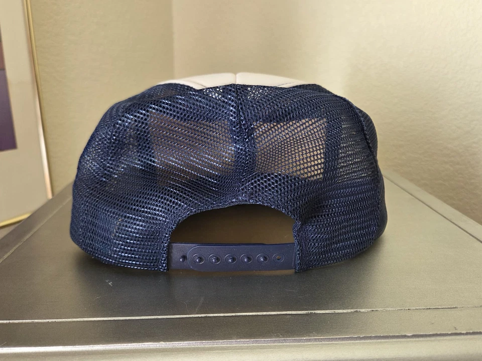 Винтажная бейсболка с сеткой Snap Back Trucker Hat I'M THE CAPTAIN DON'T TAKE SH*T! - Изображение 4 из 4