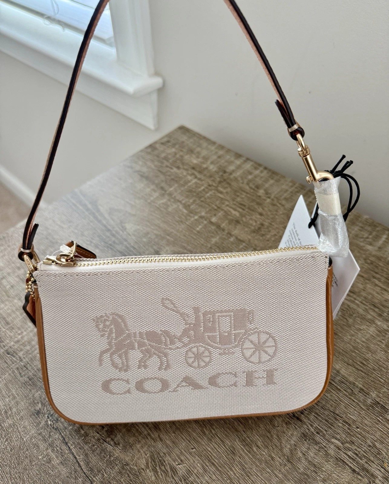 Coach C8327 Nolita 19 in colorblock con cavallo e carrozza gesso multi nuovo con etichetta