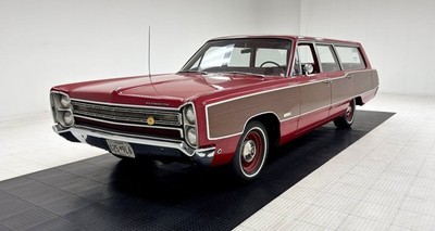 1968 Plymouth Fury III Sport Suburban Station Wagon