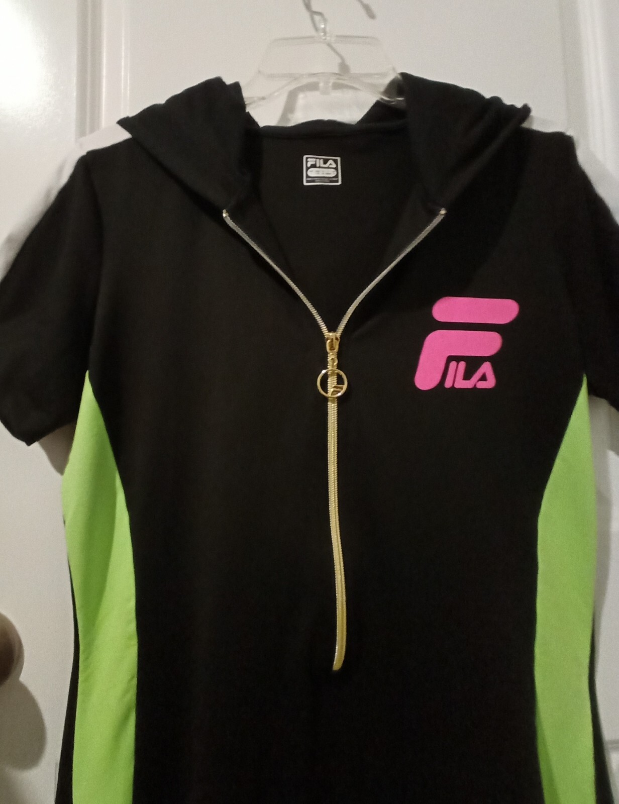 Abito da ginnastica con cappuccio Fila Colorblock nero bianco verde taglia grande molto bello LEGGERE