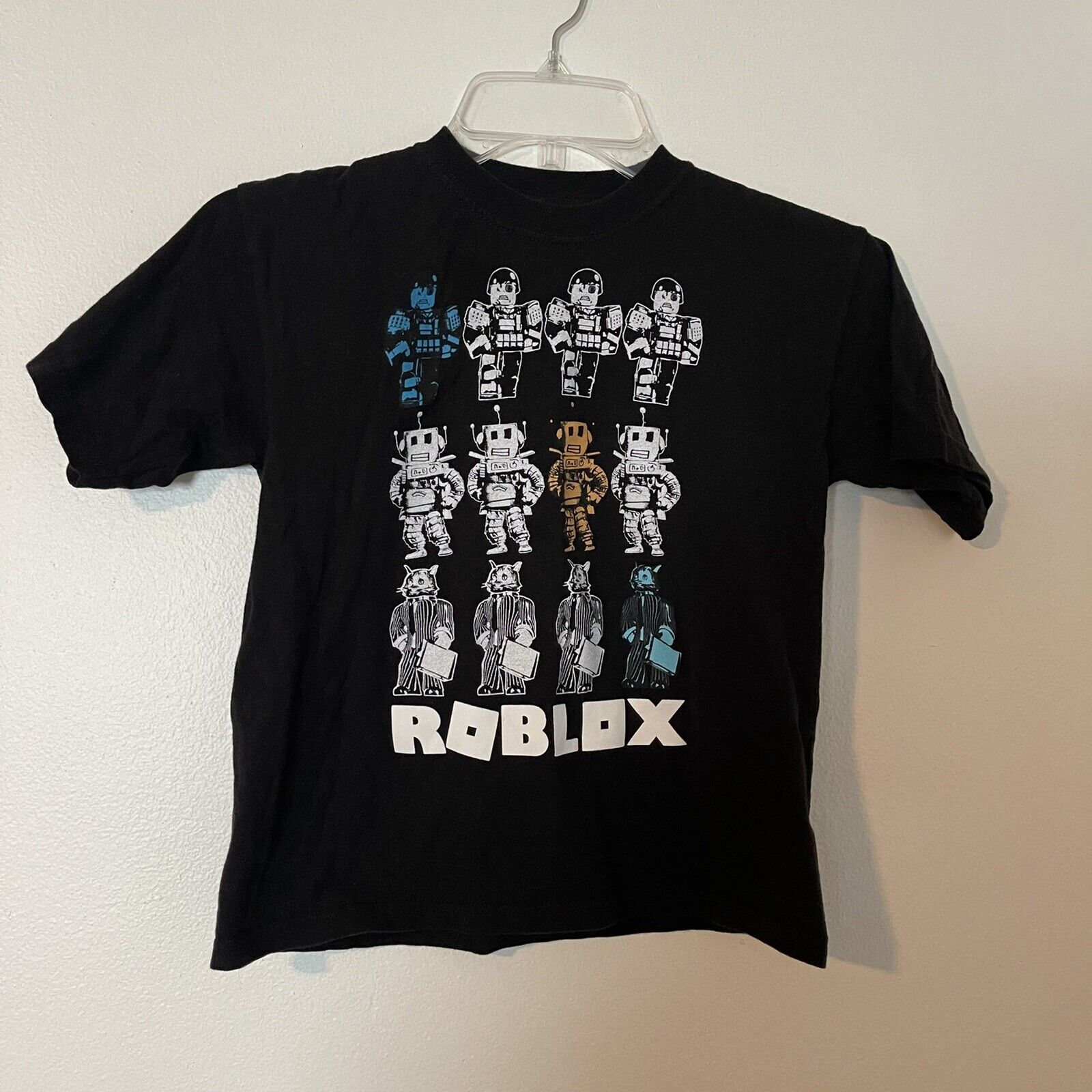 black tshirt roblox - Buy black tshirt roblox at Best Price in