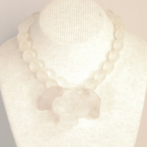 Acrylic Floral Choker Necklace Chunky Oval Beads