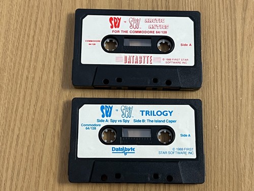 Spy Vs Spy Trilogy Commodore 64 Cassette - All Working -👽👾Retro Gift Idea👾👽 - Afbeelding 20 van 24