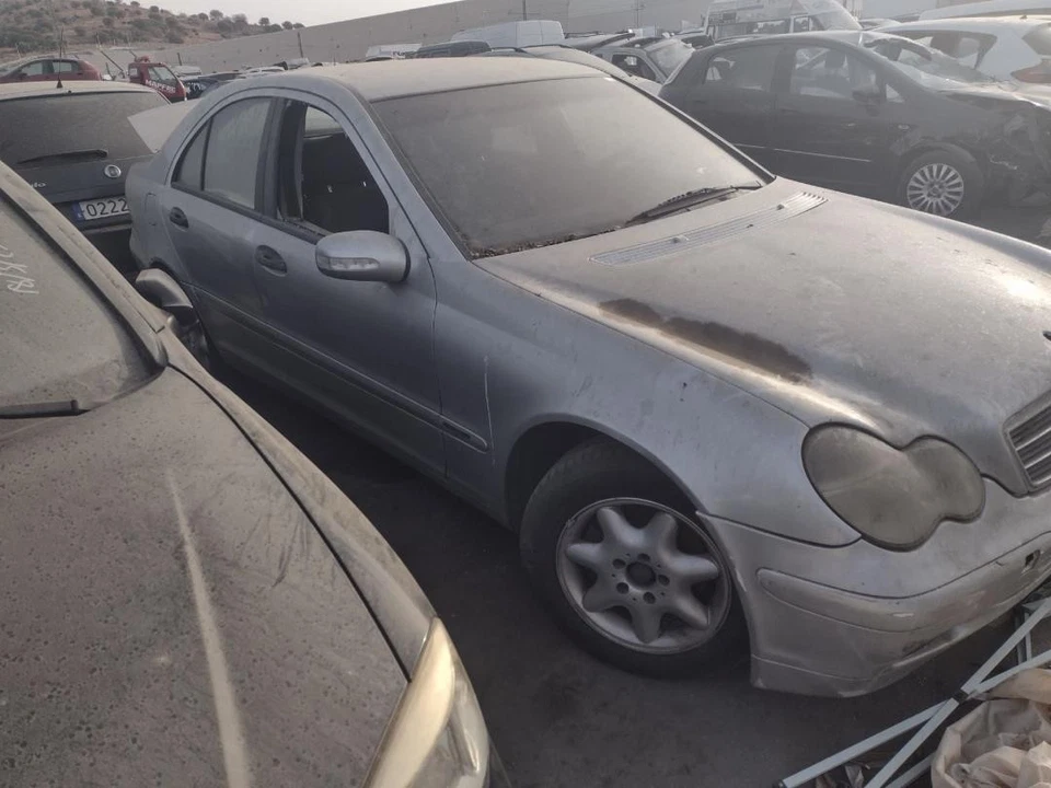 Apoyabrazos Central para MERCEDES-BENZ CLASE C (BM 203) BERLINA 2000 1797413 - Imagen 3 de 4