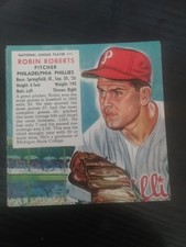 Top 10 Robin Roberts Baseball Cards 26
