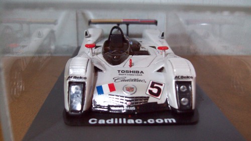 1/43 SPARK SCCN05 CADILLAC NORTHSTAR LE MANS 2001 #5 BERNARD/COLLARD/GOOSSENS - Foto 4 di 6