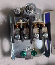 9013FSG2J21 Pressure Switch 30/50 80X120-M Square D By Schneider Electric