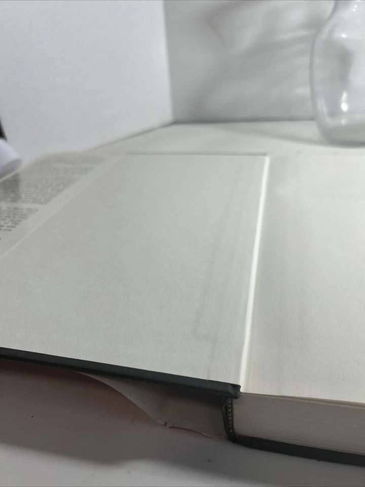 1977 THE BEATLES A HARD DAY’S NIGHT: Movie Pictorial - HC, DJ, 1st Edition, RARE - Image 3 of 4