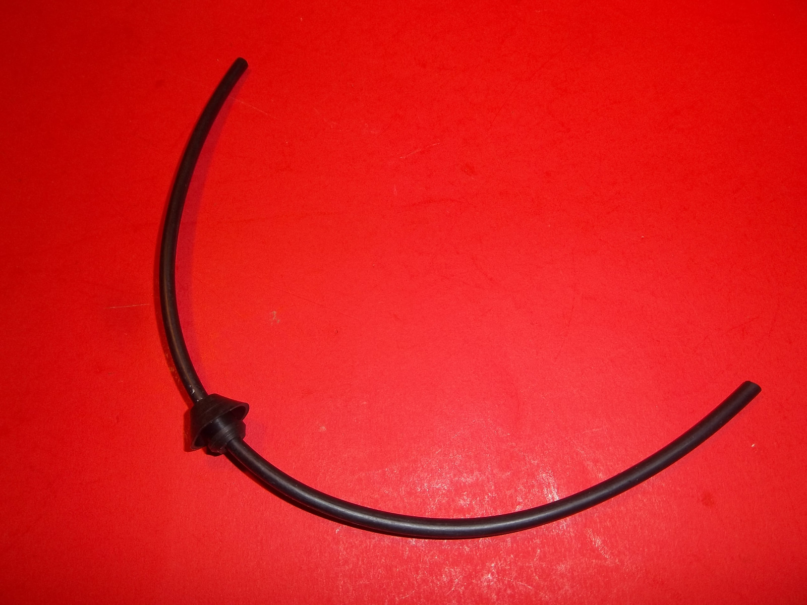 MCCULLOCH FUEL LINE WITH GROMMET FITS BLOWERS TRIMMERS 213948 14871 OEM