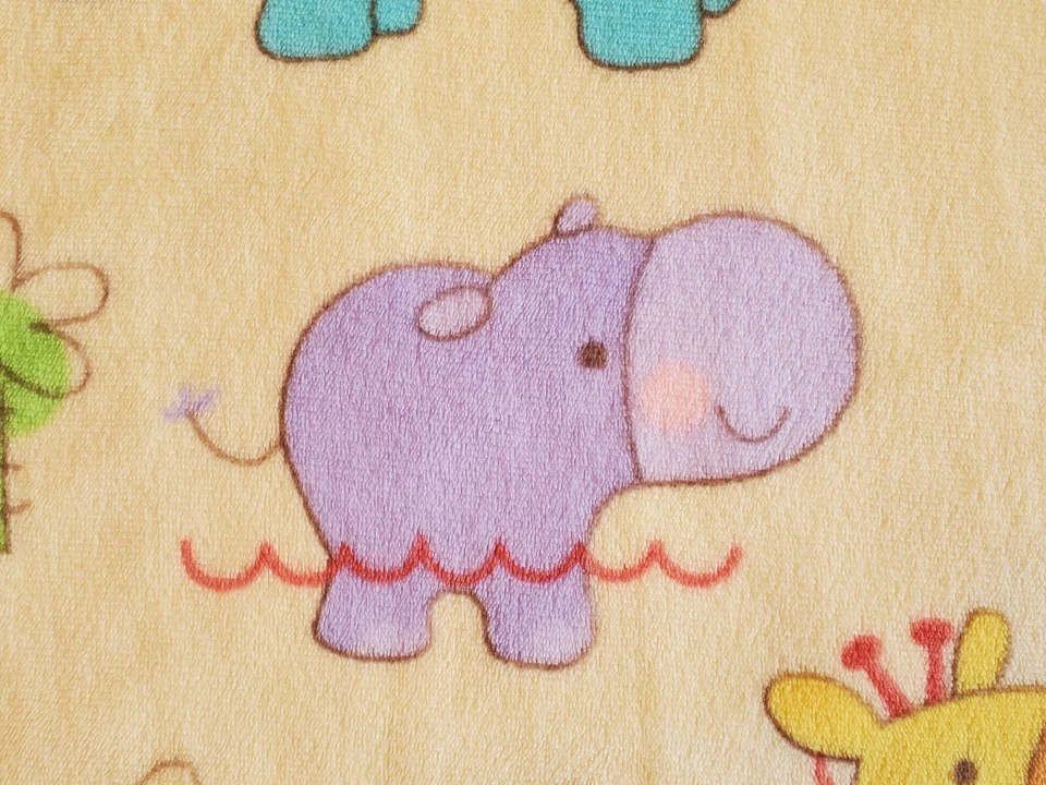 Fisher Price Jungle Safari Manta Amarilla Bebé Elefante Jirafa Tortuga Hipopótamo  Foto 3 de 4