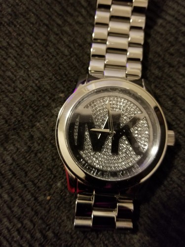 Michael Kors Runway MK5544 Women display picture 2