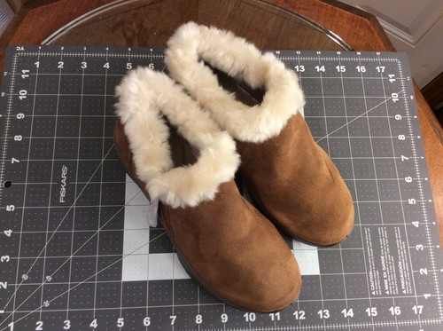 Bzees Golden Fur Trim Washable Side Zip Booties Toffee Fabric Size 7M - Picture 3 of 11