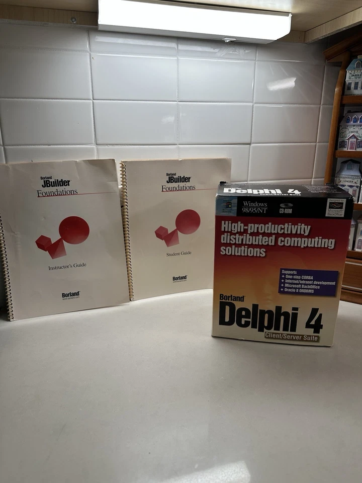 Borland Delphi 4 Client Server Suite Boxed Set + JBuilder Guides - Image 2 of 3