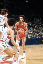 John Johnson Portland Trail Blazers looks to shoot against the Was- Old Photo