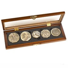 The Hobbit Dwarven Treasure Coin Set Prop Replica by Noble Collection NN6087