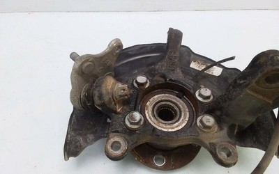 F10l6 1607779 achsschenkel vorne links TOYOTA AURIS E18 10.2012- 1.8 99CV