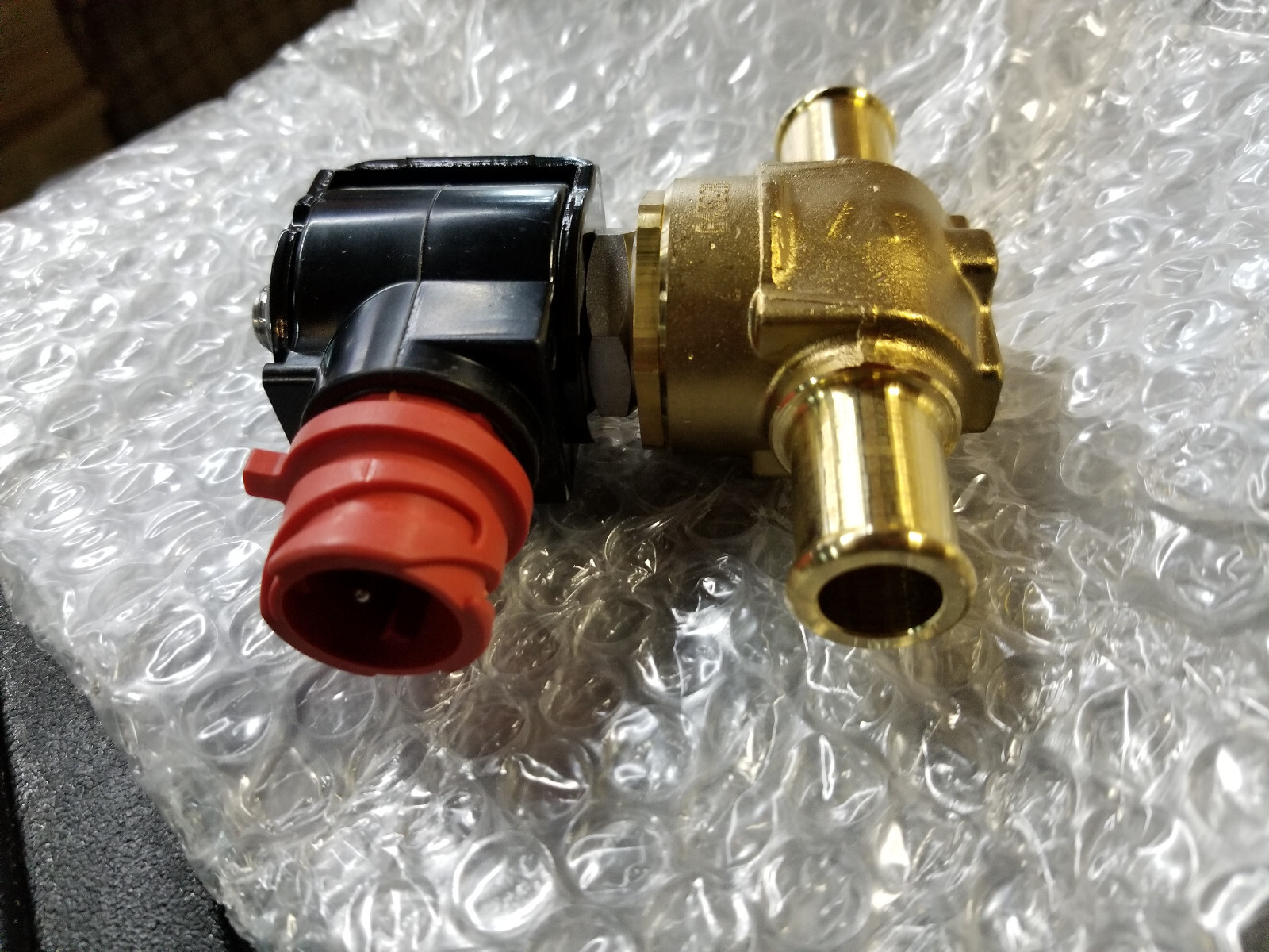 NEW CUMMINS 4387617 A052B293 DEF DIESEL EXHAUST FUILD TANK | eBay 