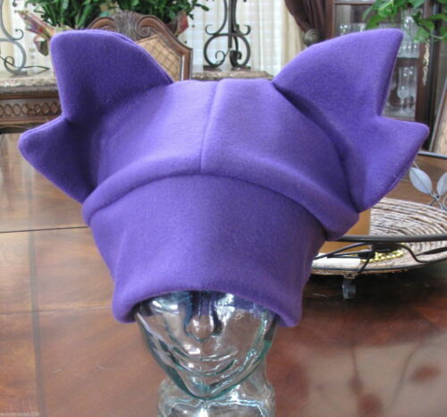 Purple Devil Horn Plush Beanie – Cozy Winter Hat with White  display picture 2