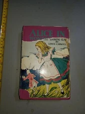Alice's Adventures in Wonderland: and, Through the Looking Glass 