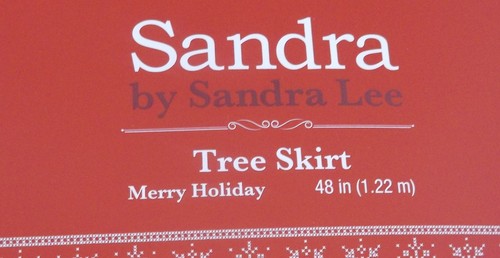 Sandra Lee 48" Christmas Tree Skirt Red w/ Merry Christmas & White Border - NIP! - Picture 4 of 5