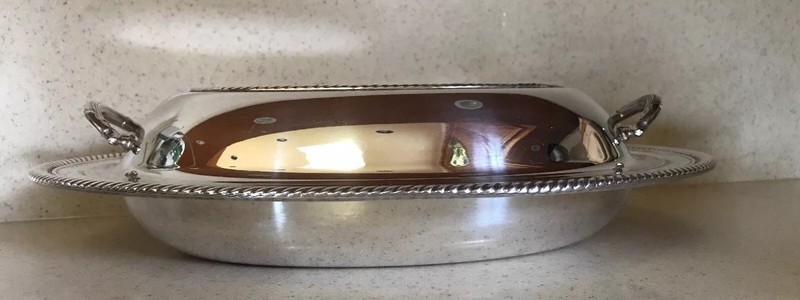 Vintage International Silver Covered Vegetable Dish, Castleton Pattern #682