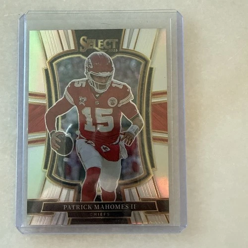 2025 Panini Select - Premier Level Patrick Mahomes II #107 Silver Prizm