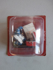 FIGURINE PLOMB Sapeur Pompier Tenue NRBC FRANCE 2008