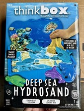 Think Box Deep Sea Hydro Sand.  Juega arena dentro o fuera del agua